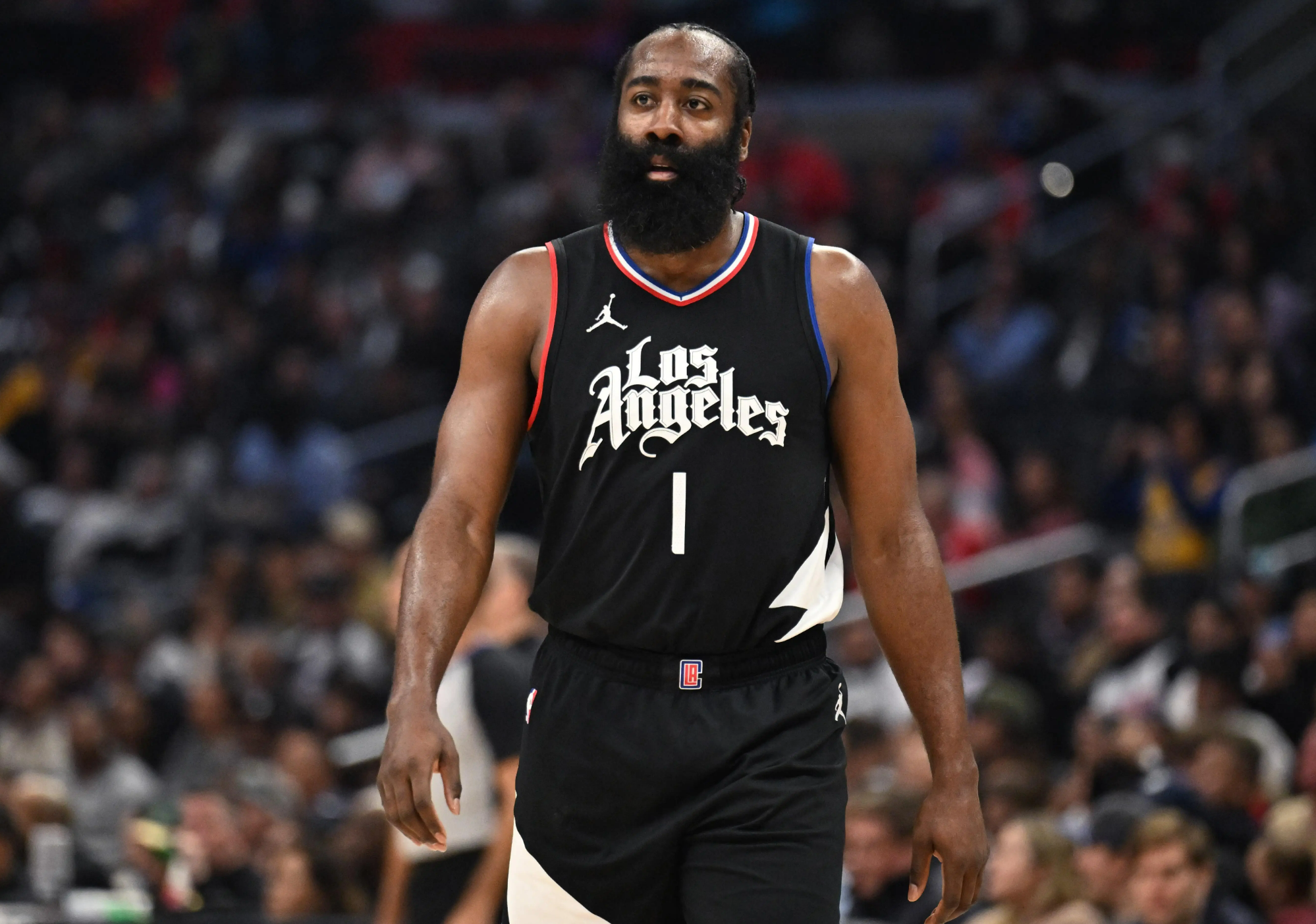 关于官宣日洛杉矶快船调整名单以备欧超杯，临场应变环节打磨，球迷炸锅，更衣室氛围转暖的信息-澳门娱乐平台